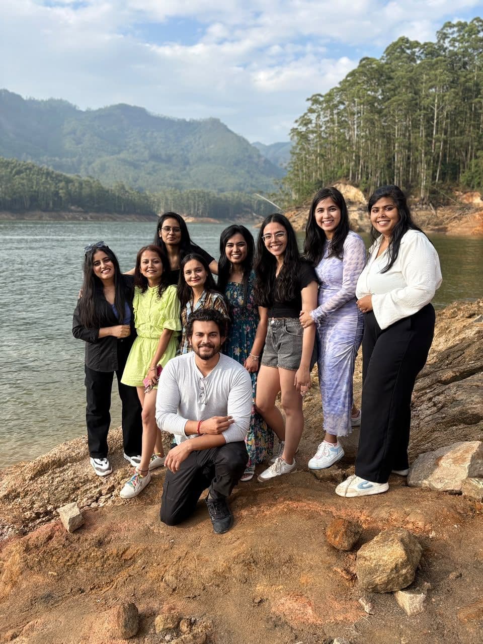 Group by the lake in Munnar